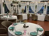 Банкетный зал КамИн в Орджоникидзе