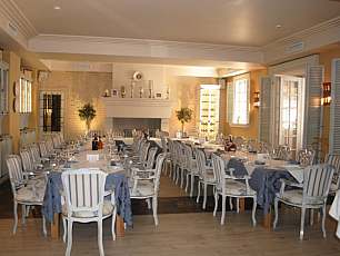 Средиземноморский ресторан Ла Таверна / La Taverna Средиземноморский ресторан Ла Таверна / La Taverna