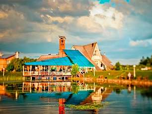 Ресторан Лейк Хаус / Lake House Ресторан Лейк Хаус / Lake House